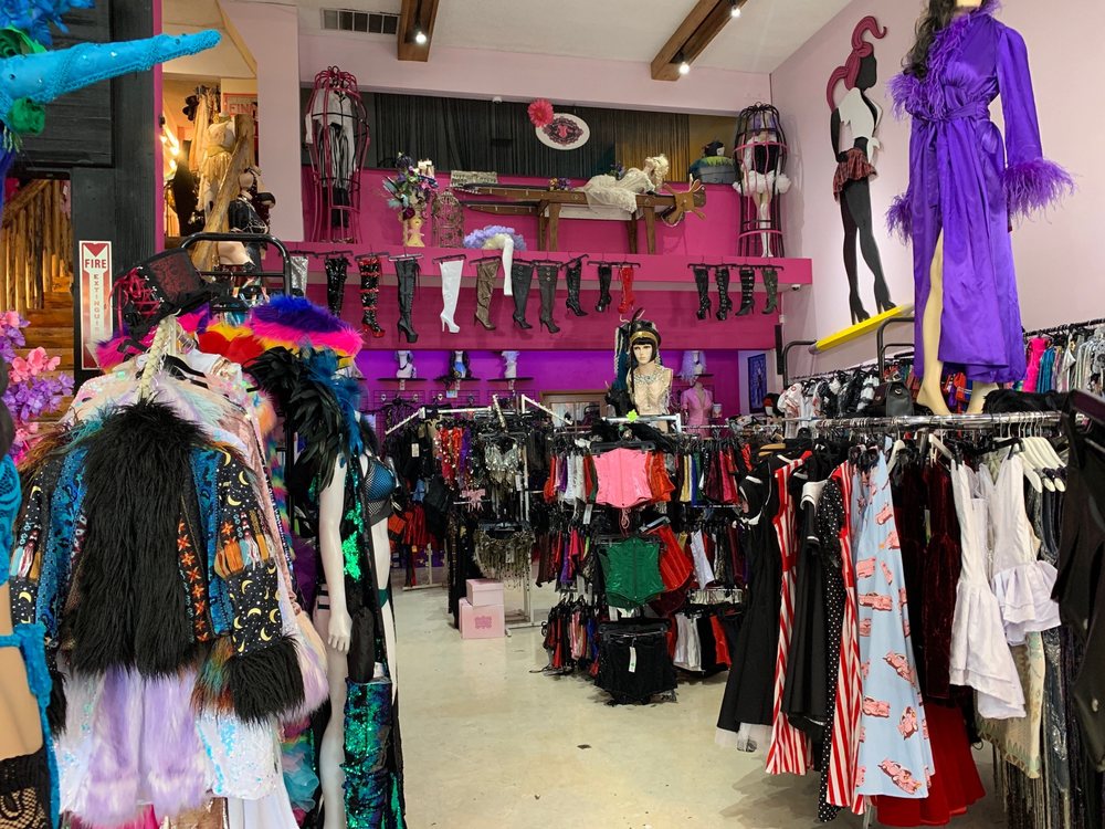 Where to Shop for Rave Clothes - Los Angeles BEXI Apparel Where to Shop for Rave Clothes - Los Angeles BEXI Apparel